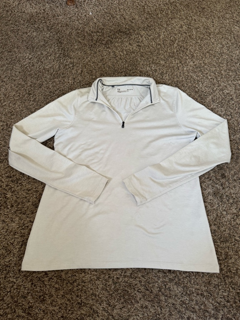 Under Armour Light white/off white Fitted Pullover Top